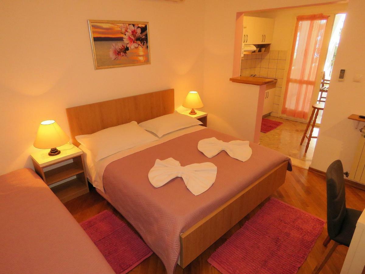 Stanicic Apartment *