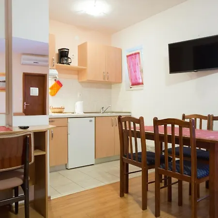 Apartments Stanicic Brela Extérieur photo