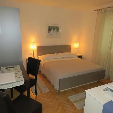 Apartments Stanicic Brela Extérieur photo