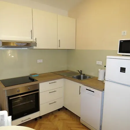 Apartments Stanicic Brela Extérieur photo