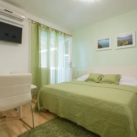 Apartments Stanicic Brela Chambre photo