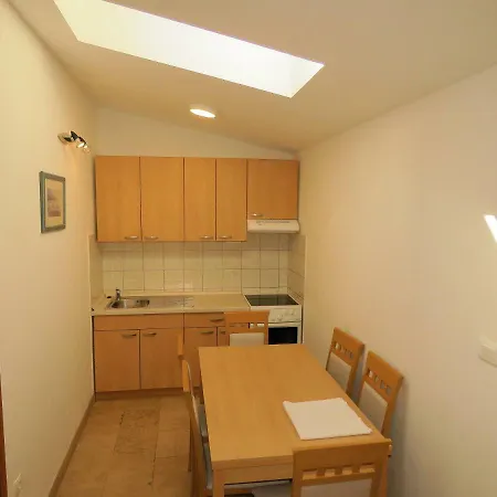Apartments Stanicic Brela Extérieur photo