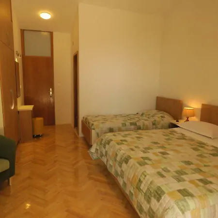 Apartments Stanicic Brela Extérieur photo